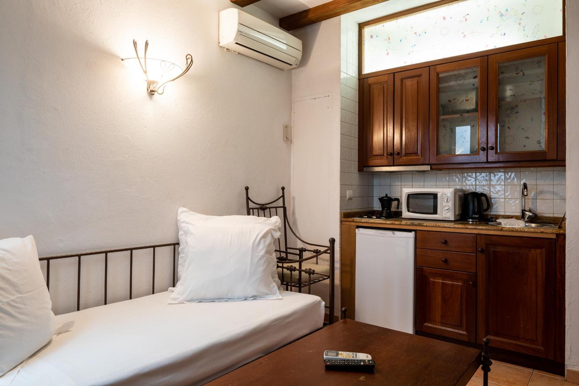 Apartamentos Mariano Ибиса Екстериор снимка